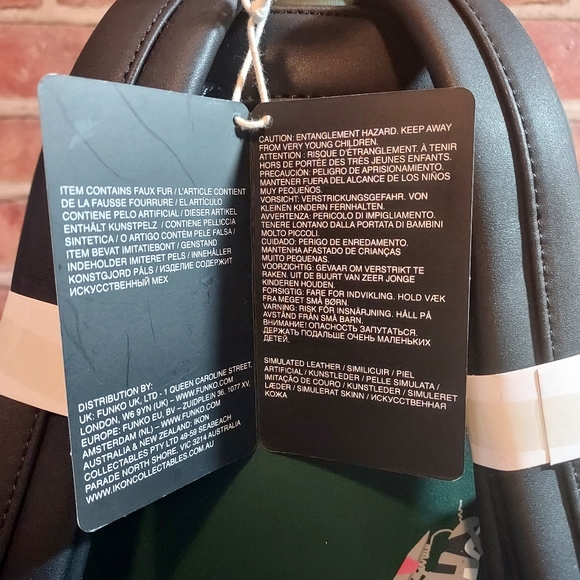 NWT Loungefly Batman Returns Penguin Mini Backpack Limited Edition - Picture 8 of 9